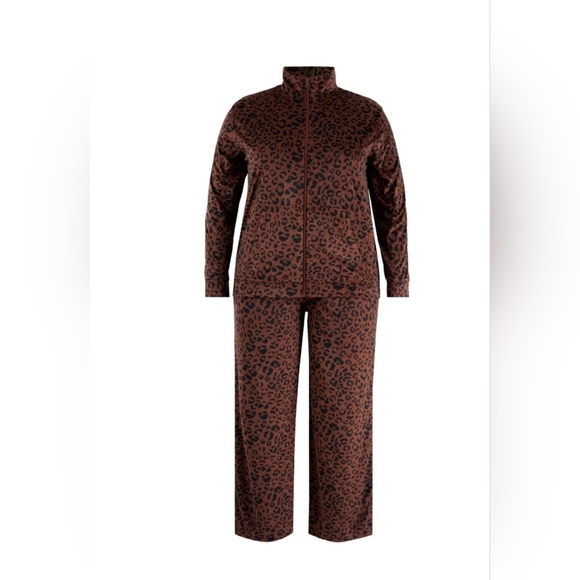 Athletic Works Brown and Black Leopard Print Outfit - Picture 4 of 8